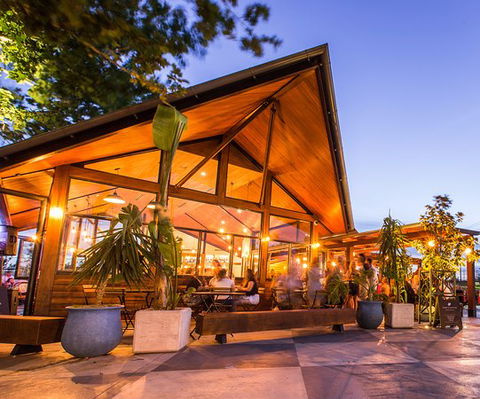 Hopscotch Restaurant & Bar - Tourism Hervey Bay 0