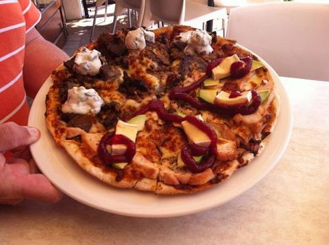 Zachary’s Gourmet Pizza Bar - Hervey Bay Accommodation 0