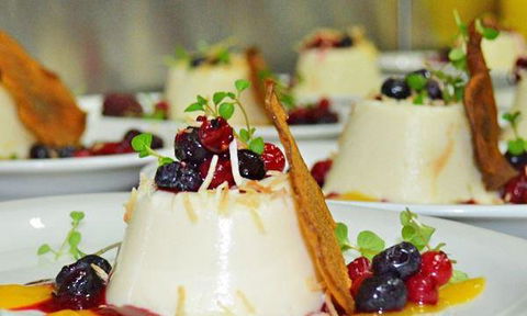 Amarok Bar & Restaurant - Hervey Bay Accommodation 13