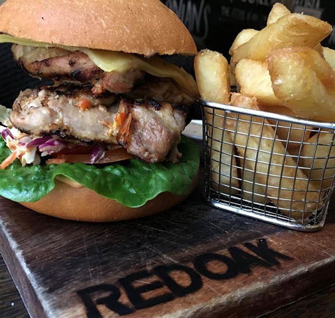 Amarok Bar & Restaurant - Hervey Bay Accommodation 5
