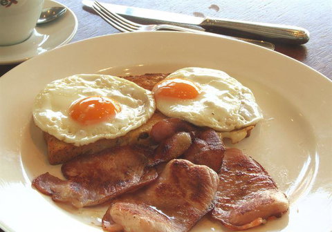 Graze Restaurant - Hervey Bay Accommodation 2