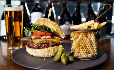 Northlakes Tavern Bistro - Hervey Bay Accommodation 8