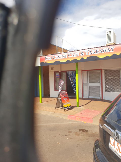 Red Centre Cafe And Takeaway - Hervey Bay Accommodation 8