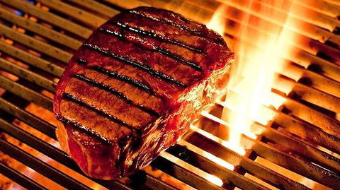 The Mahogany Bar And Grill - Tourism Hervey Bay 0