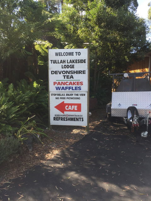 Lakeside Bar & Grill - Hervey Bay Accommodation 3