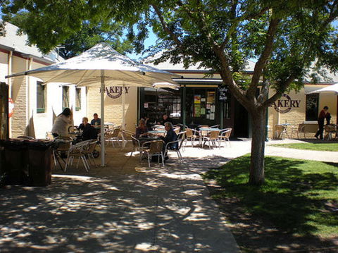 Richmond Bakery And Cafe - Tourism Hervey Bay 0