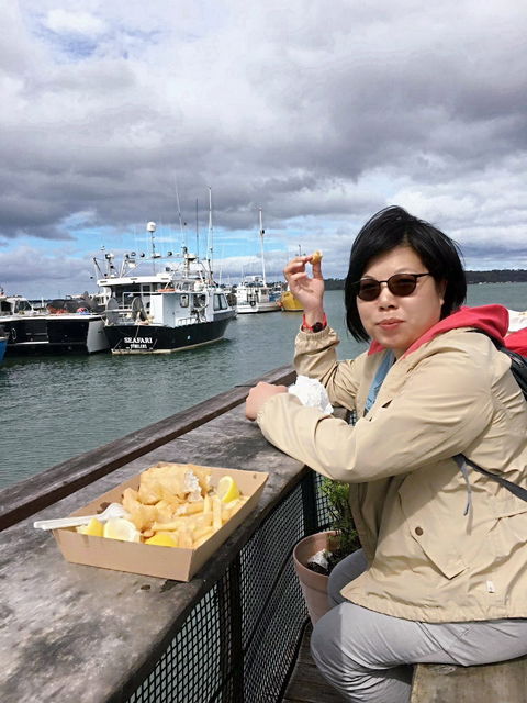 Skippers Floating Eatery - Hervey Bay Accommodation 5
