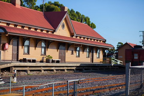 Tracks On Point - Hervey Bay Accommodation 0
