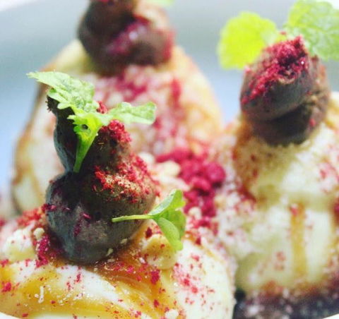 FOS Kitchen & Bar - Tourism Hervey Bay 9