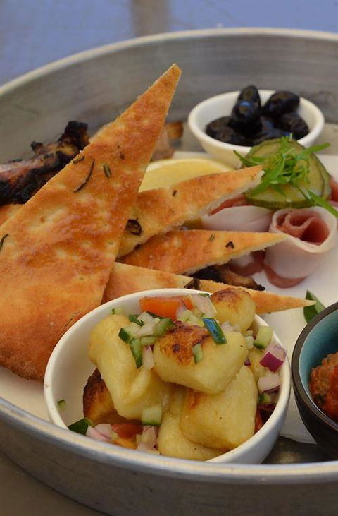 FOS Kitchen & Bar - Tourism Hervey Bay 4