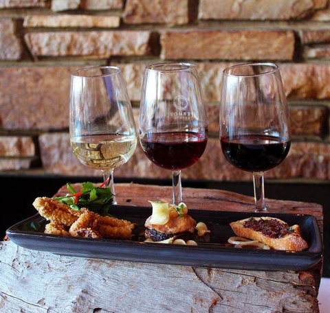 Other Side Of The Moon Restaurant - Hervey Bay Accommodation 23