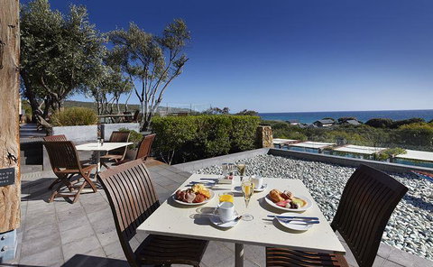 Other Side Of The Moon Restaurant - Hervey Bay Accommodation 24