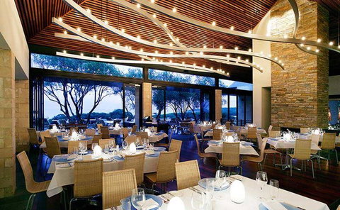 Other Side Of The Moon Restaurant - Hervey Bay Accommodation 6