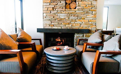 Other Side Of The Moon Restaurant - Hervey Bay Accommodation 8