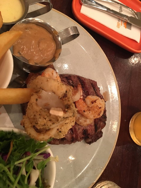 Whale + Ale - Hervey Bay Accommodation 6