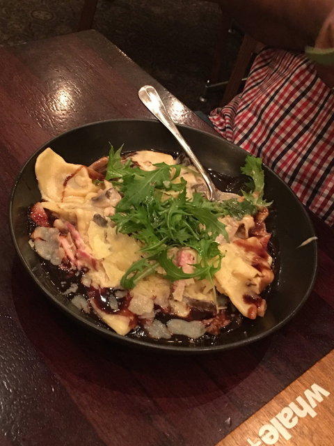 Whale + Ale - Hervey Bay Accommodation 8