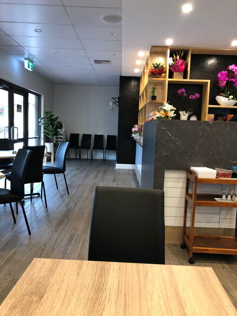 Bateman Chinese Malaysian Eating House - Tourism Hervey Bay 9
