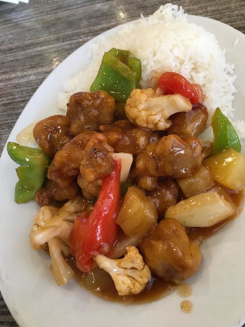 Bateman Chinese Malaysian Eating House - Tourism Hervey Bay 4