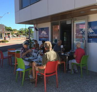 Everest Nepalese Restaurant and Cafe - Hervey Bay Accommodation