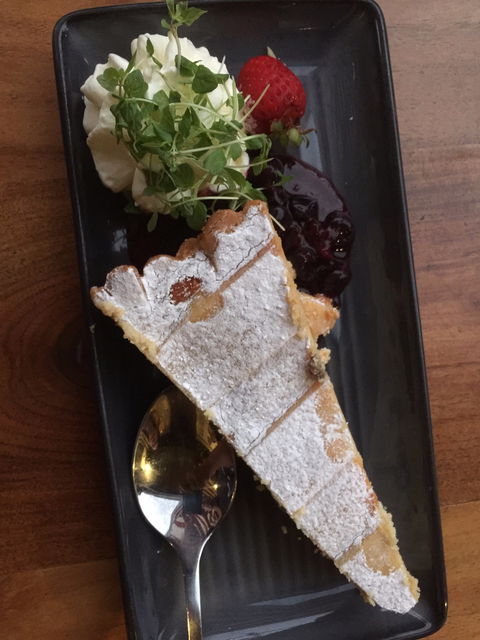 The Balmoral - Hervey Bay Accommodation 8