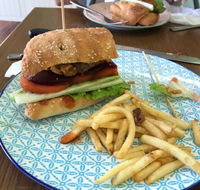 The Jolly Pig - Tourism Hervey Bay