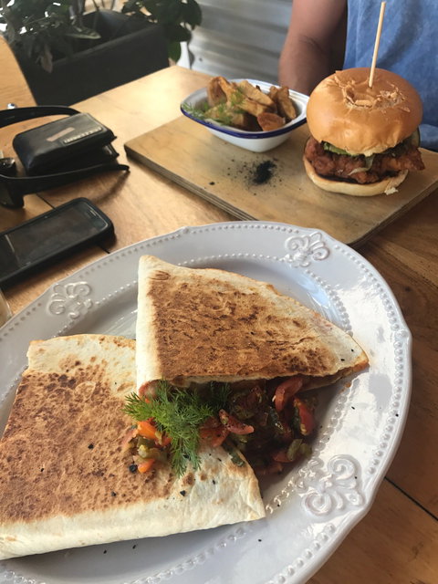 Green Mango Cafe - Hervey Bay Accommodation 4