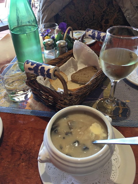 Alicia Estate Winery & Restaurant - Hervey Bay Accommodation 4