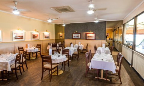 Sails Restaurant - Tourism Hervey Bay 0