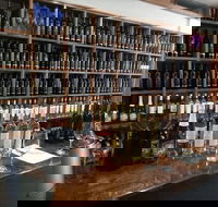 Dell'uva Wines - Hervey Bay Accommodation