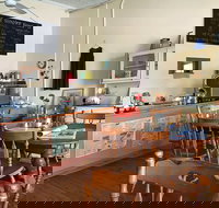 Of simpler Times - Hervey Bay Accommodation