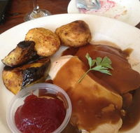 Royal Family Hotel - Tourism Hervey Bay