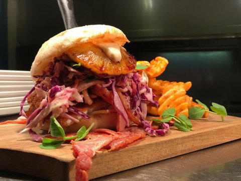 Kincraig Hotel - Hervey Bay Accommodation 0