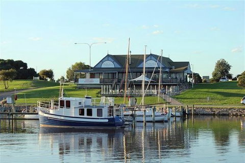 The Landing Waterfront Bistro & Bar - Tourism Hervey Bay 0
