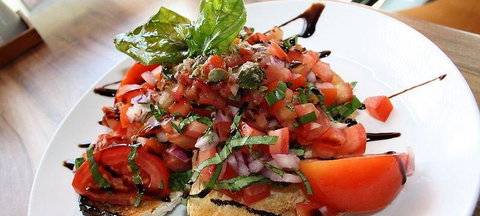 Village Lane Cafe & Wine Bar - Hervey Bay Accommodation 3