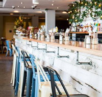 Palm Beach Hotel Bistro - Tourism Hervey Bay