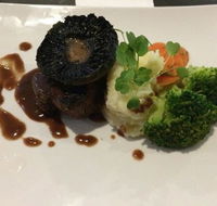 Seren8 Restaurant  Bar - Hervey Bay Accommodation