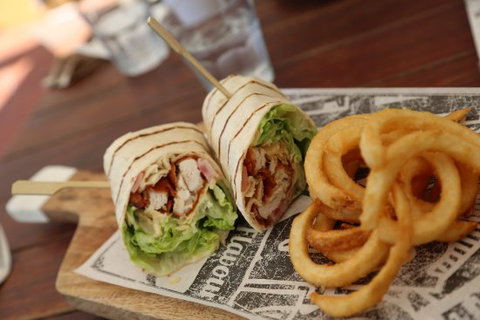 Hog's Breath Cafe - Tourism Hervey Bay 0