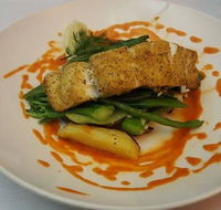 Hooking Bar and Restaurant - Hervey Bay Accommodation
