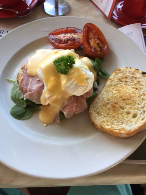 Peter's Cafe - Hervey Bay Accommodation 1