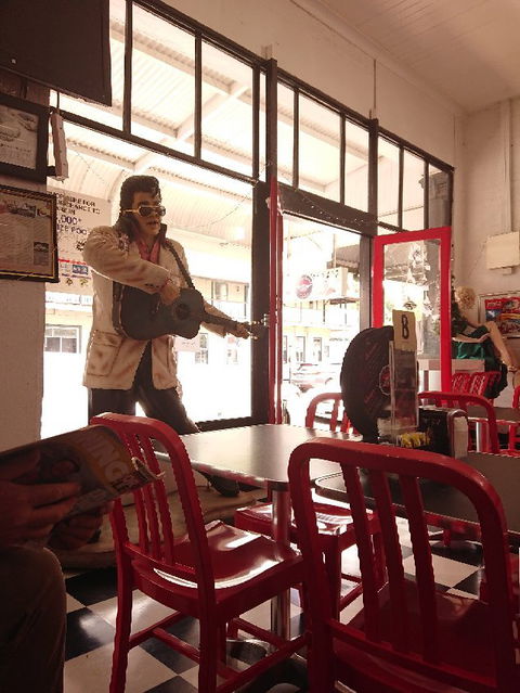 Eagle Rock Cafe - Hervey Bay Accommodation 1