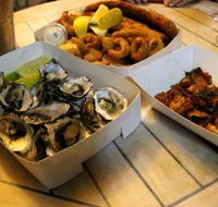 Noosa Harbour Fish Market