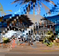 Peeramon Hotel - Hervey Bay Accommodation