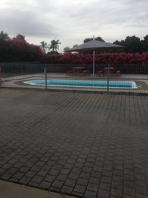 Bororen Hotel Restaurant - Hervey Bay Accommodation 4