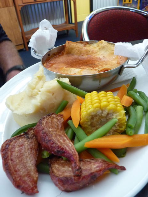 Brightview Tavern - Hervey Bay Accommodation 3