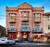 Dog's Bar - Hervey Bay Accommodation