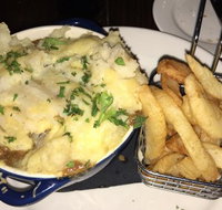 The Snug Public House - Hervey Bay Accommodation