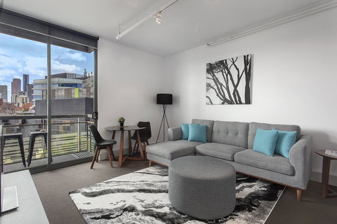 Docklands Private Collection - Hervey Bay Accommodation 10