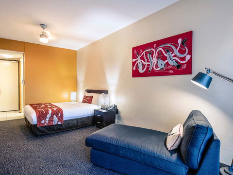 Mercure Kakadu Crocodile Hotel - Hervey Bay Accommodation 5