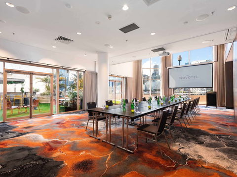Novotel Sydney On Darling Harbour - Tourism Hervey Bay 9