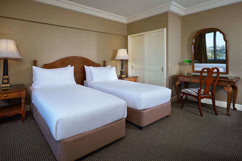 The Stamford Plaza Brisbane - Tourism Hervey Bay 3